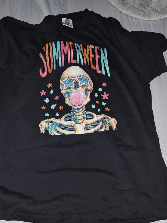 Comfort Colors Tops - Black 'Summerween' Graphic Comfort Colors Tee. Brand New